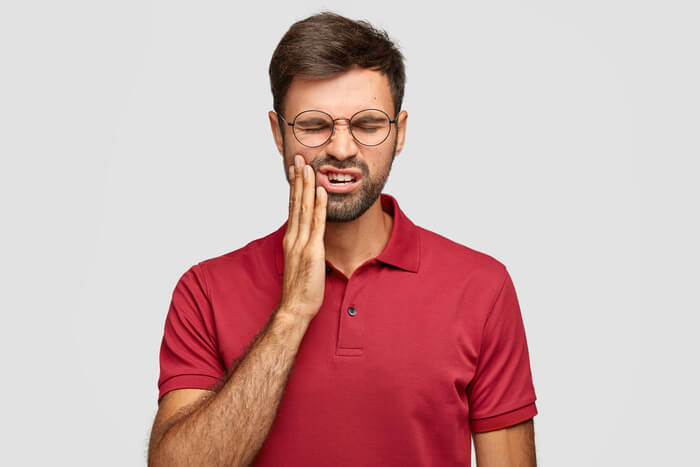 endodontia homem dor dente