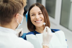 Endodontia: O Que é, O Que Faz O Especialista E Como Se Especializar