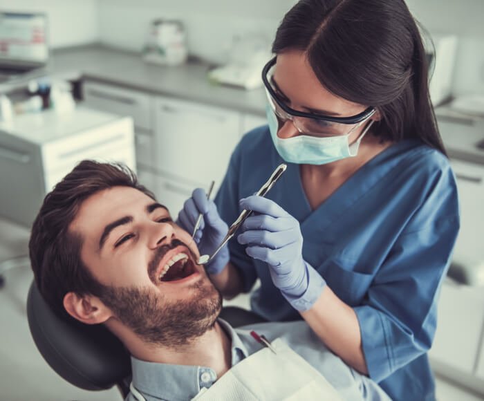 marketing dentista consulta homem