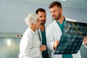 Quanto ganha um radiologista: Salário por Estado e Período
