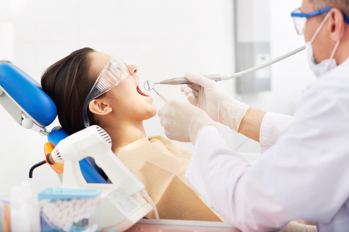 odontologia estetica clareamento laser