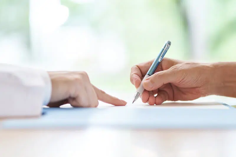 contrato de prestacao de servicos medicos